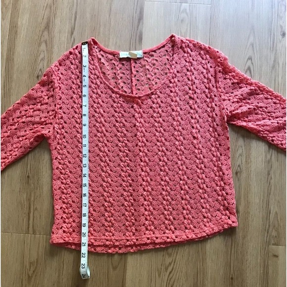 Urban Outfitters Staring at Stars Coral/Pink Crochet Sweater - Size Small - Picture 4 of 6